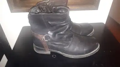 botte d'hiver pour femme, View more