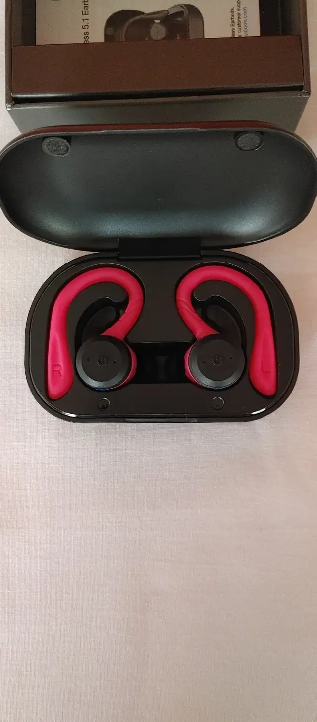 True Wireless Headphones in Headphones in Calgary - Image 3