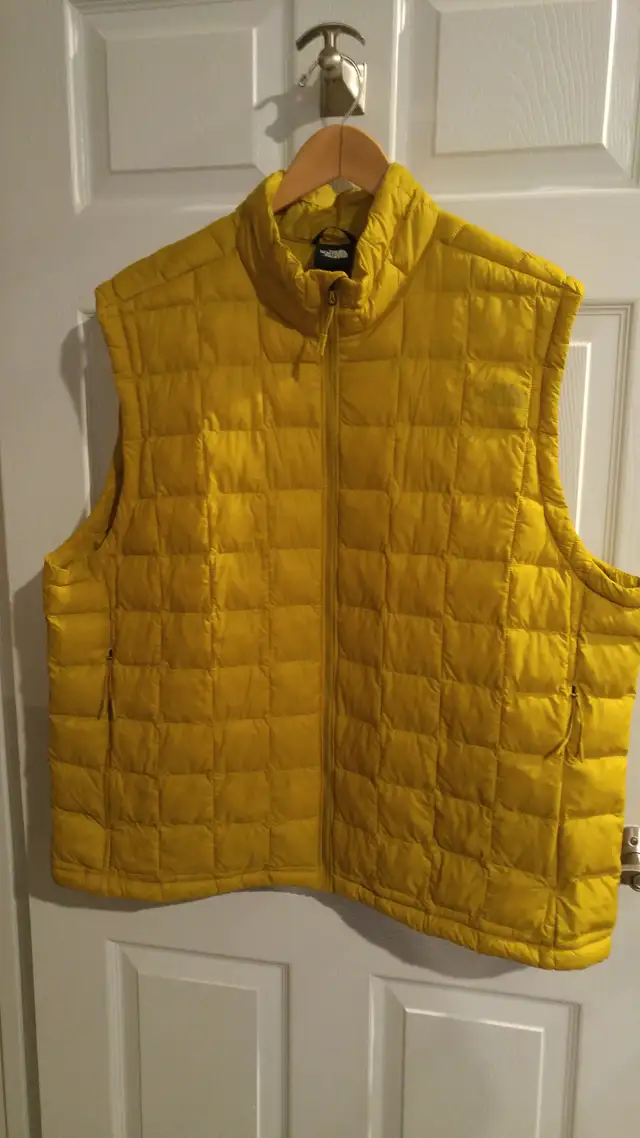 New, Reduced "North Face" Men's, XXL