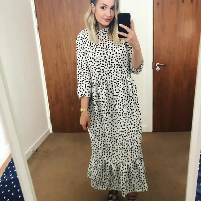 Elegant Polka Dot Maxi Dress – Size L in Women's - Dresses & Skirts in Kitchener / Waterloo - Image 8