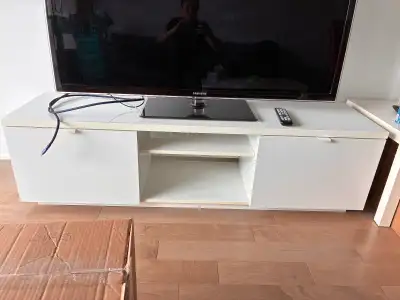 Vend meuble tv, View more