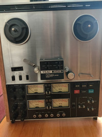 Teac 3340s reel to reel player