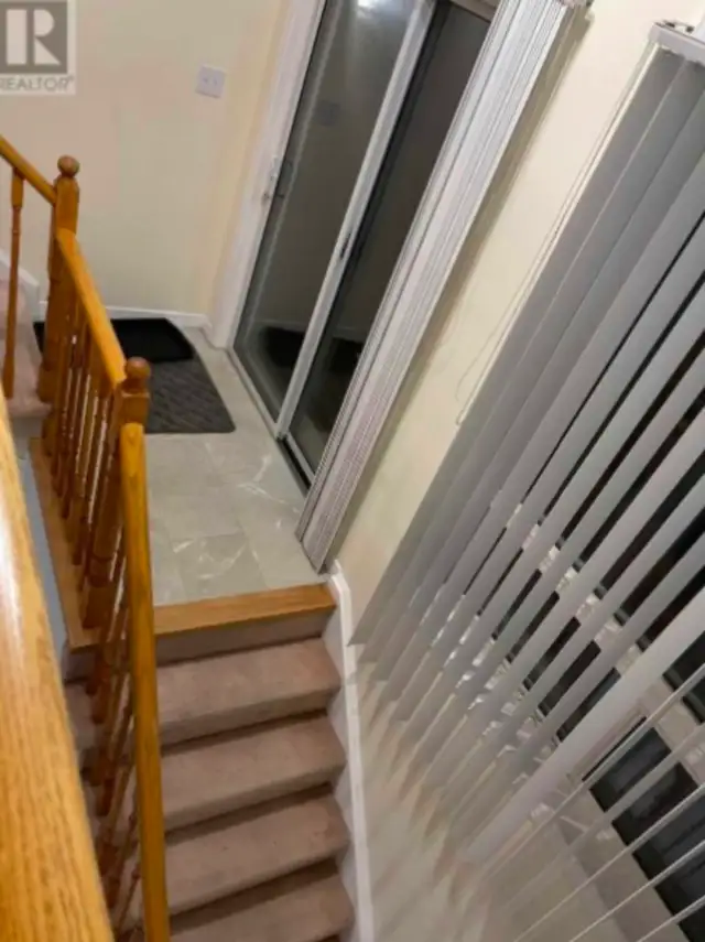 One bedroom basement for Rent in Room Rentals & Roommates in Oshawa / Durham Region - Image 5