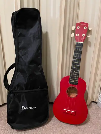 Denver Ukulele with Bag, View more