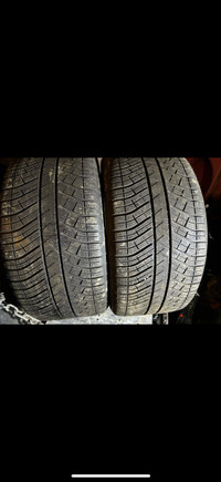 2 pneus hiver P295/40R20
