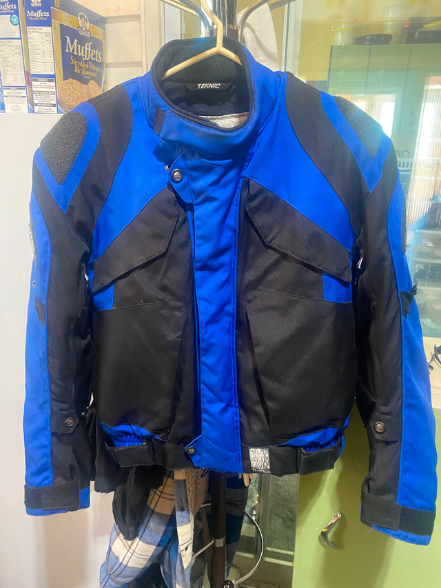 Veste de moto Teknic grandeur 44-54 in Other in Ottawa