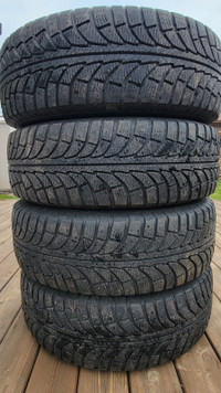 Winter tires for  Nissan Pathfinder 