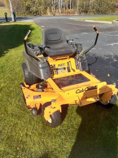 TONDEUSE CUB CADET ZERO TURN, View more