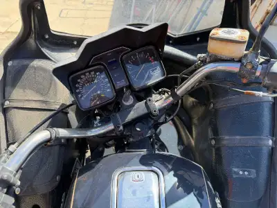 I bought this BIKE for a project but no time so anyone interest can give me an offer.