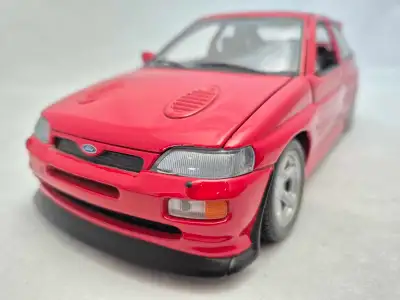 ut models ford escort rs 1:18 die cast model in CM14 Brentwood für 56