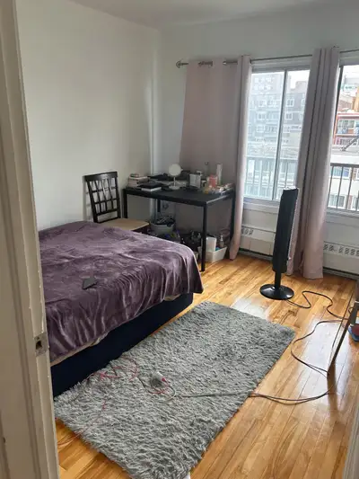 A room to rent at Cote des neige. Bright and comfortable room for rent, perfect for a student or wor...