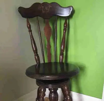 banc de piano antique, View more