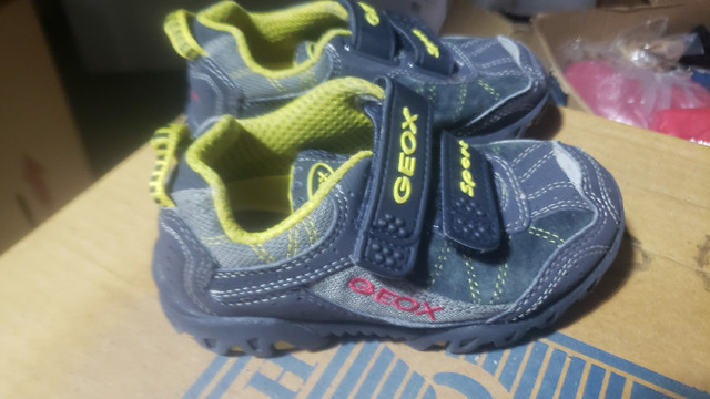 Geox sport toddler shoes  in Clothing - 2T in Markham / York Region - Image 2