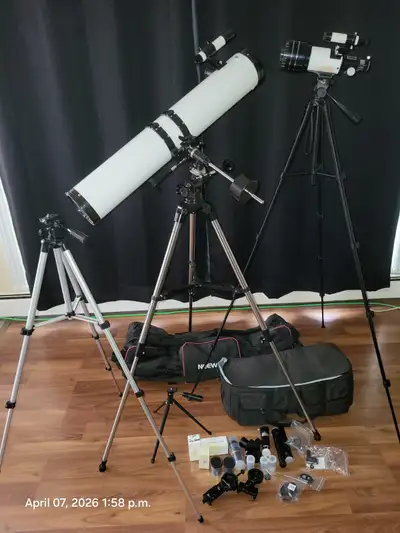 2 telescopes. 1- 114x900mm Reflector telescope with Equatorial Mount & tripod. 1- 250mm Reflex teles...