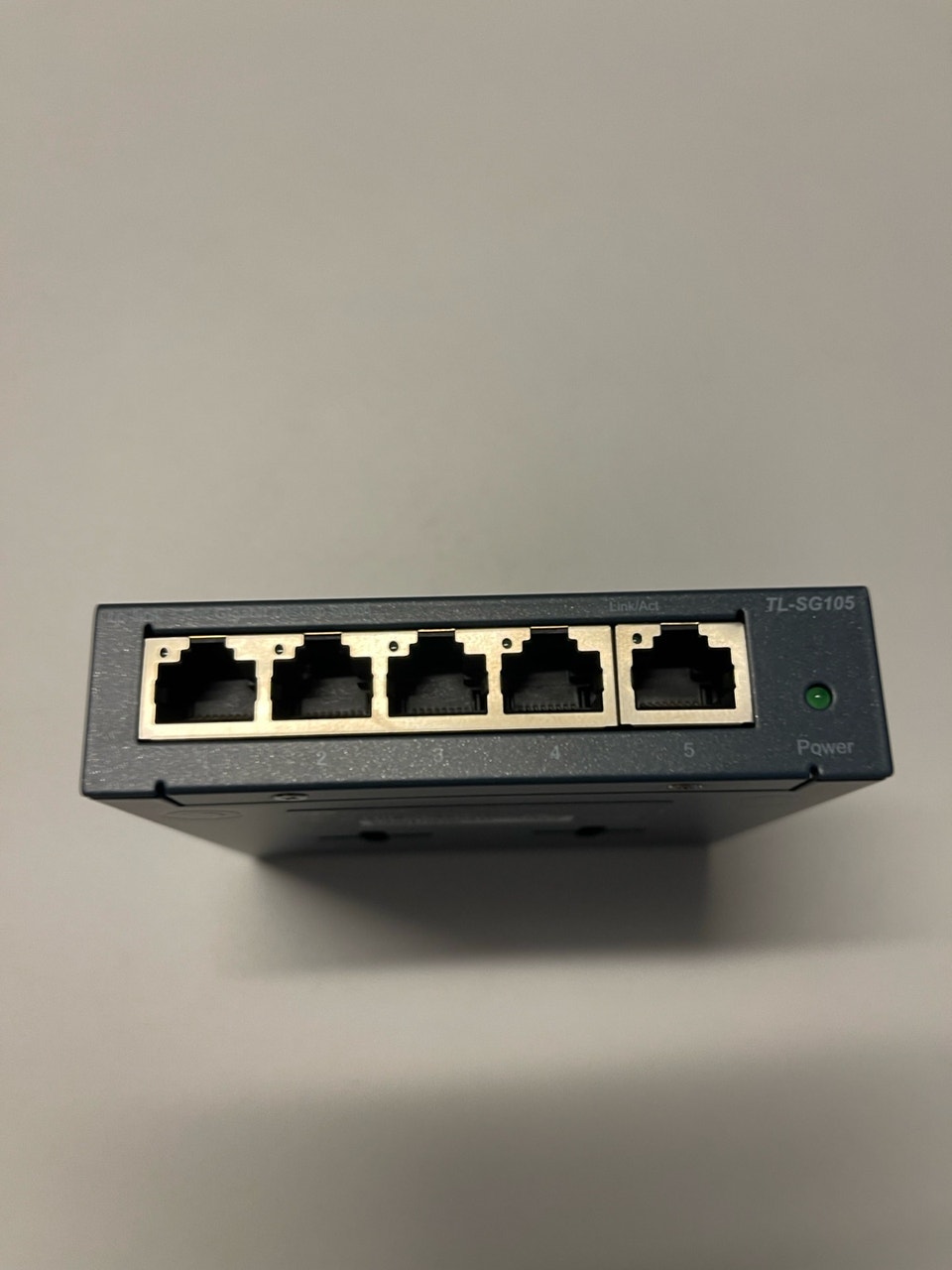 TP-Link TL-SG105 5-Port Gigabit Ethernet Network Switch | Networking ...