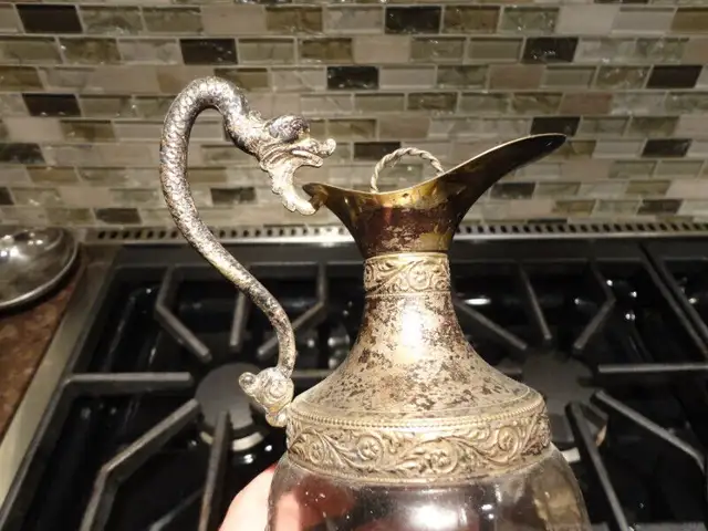 7 Bottles For Sale -Most are Vintage Soda Syphon, Italy Decanter in Arts & Collectibles in Kitchener / Waterloo - Image 4