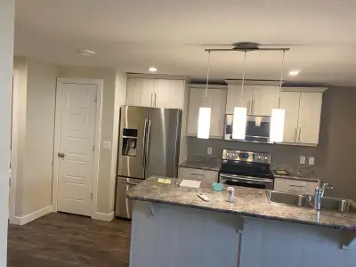 BRIGHT & SPACIOUS 2-BEDROOM LOWER SUITE – HARBOUR LANDING 5121 Crane Cres, Harbour Landing, Regina A...