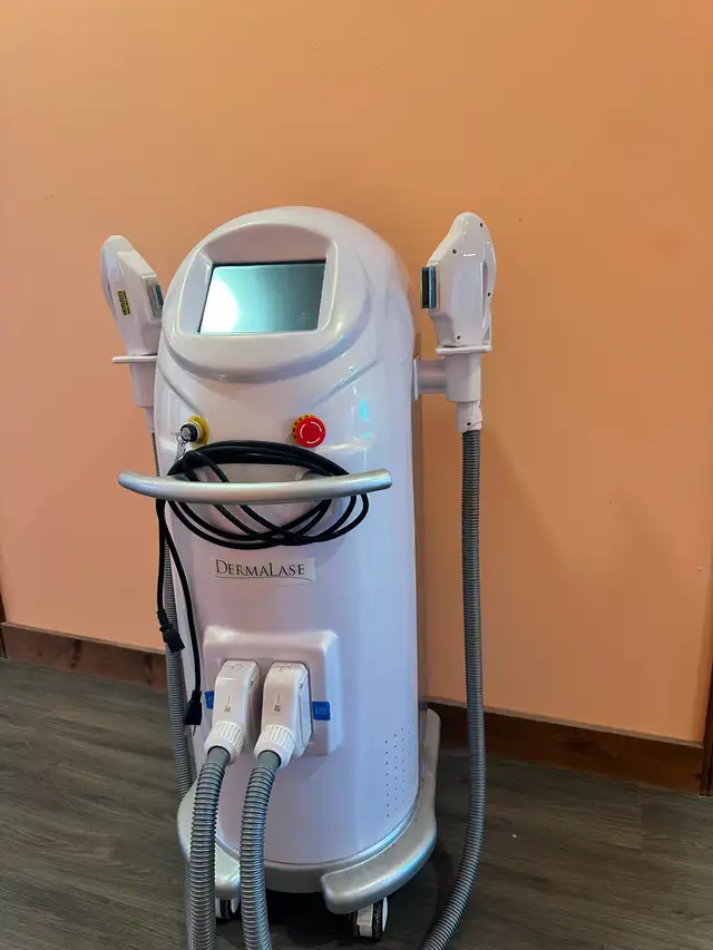 Professional clinic/spa equipment — 2021 Dermalase IPL machine
