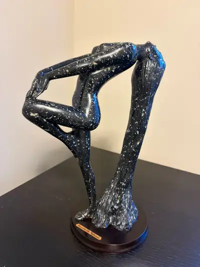 Decorolla Art Collection Figurine, View more