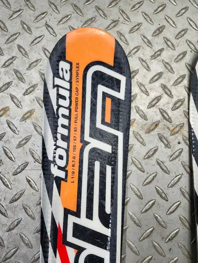 Ski elan formula 110cm en bonne état parfait pour s' initié au sport