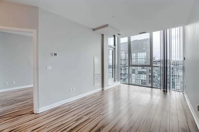 New Reno: 1 1 Condo w/ Parking near Square One | Pool&Gym