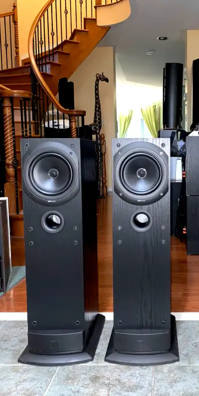 Great Sounding KEF Towers with UNI-Q, Made in England Q30, View more