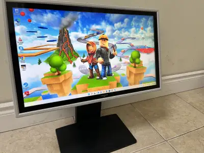 23” TouchScreen i7 Core 16 gig ram 256 gig SSD Roblox Windows 11, View more