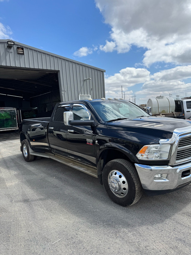 2011 Ram 3500 in Cars & Trucks in Regina - Image 3