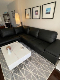 BLACK LEATHER SOFA FOR SALE