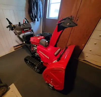 Souffleuse Honda HSS928CDT, View more