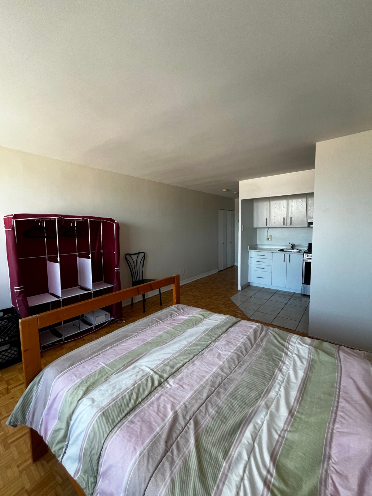 Magnifique studio au centre-ville – Transfer de bail — photo 3