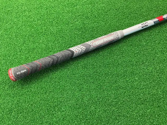 Titleist 915D3 driver. Grandura in Golf in Kawartha Lakes - Image 6