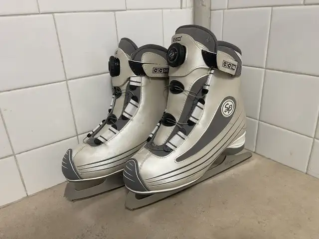 Women’s Skates in Skates & Blades in Ottawa - Image 2
