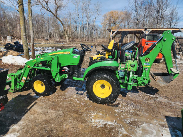 2021 john deere 2025r tractor  in Farming Equipment in Oshawa / Durham Region