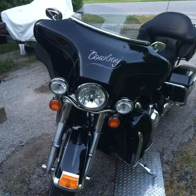 2012 Harley Davidson Electra Glide Limited loaded bike 30,000 km the reason I’m selling for health r...