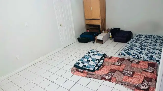 PRIVATE ROOM AVAILABLE IN MISSISSAUGA | BASEMENT 63417637849219122