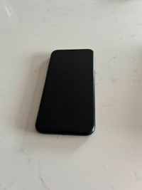 iPhone XR - 128GB - Good Condition