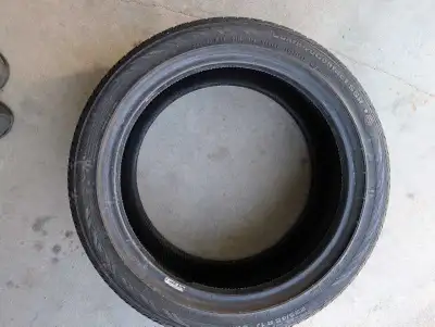 4 pneus d'été en très bon état, cause changement d'auto. Étaient sur une BMW. 225/45 R 17 Contipro C...
