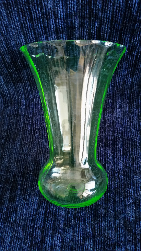 Uranium Glass Ruffled Vase Large in Arts & Collectibles in City of Toronto - Image 4