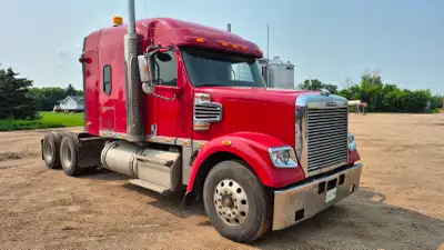 Detroit DD16, factory 530hp, emissions deleted, (10% added to hp when deleted), 18spd autoshift, ful...
