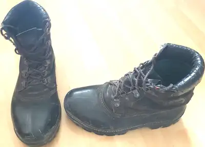 Winter boots for sale, View more