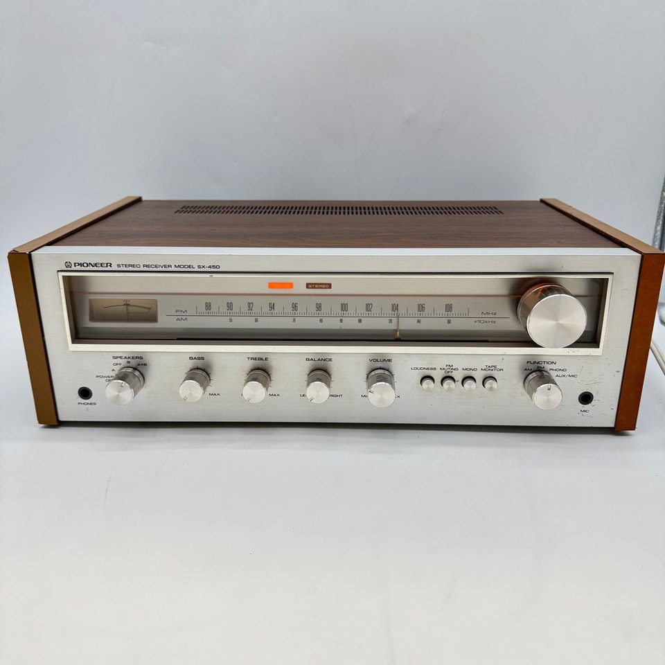 Vintage 1970s Pioneer SX-450 Stereo Receiver AM/FM Made in Japan