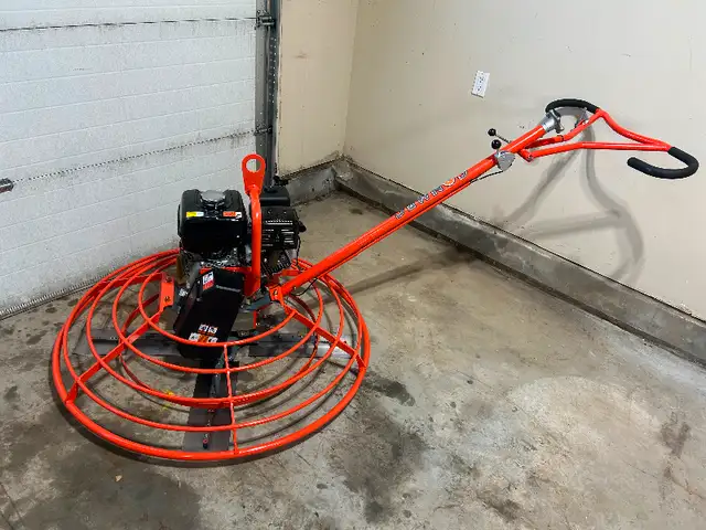 Conmec CT-446 Walk-Behind Power Trowel in Power Tools in Belleville - Image 2