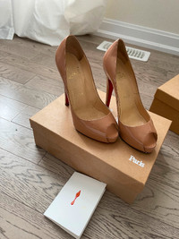37.5 Christian Louboutin Patent Nude New Very Prive 120mm