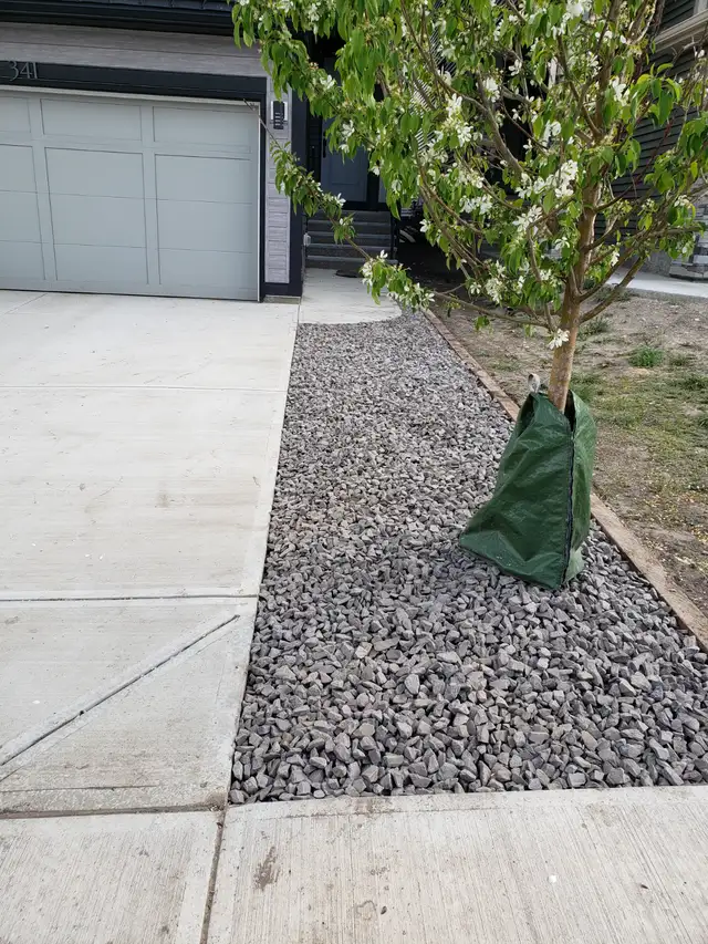 Fence building and small landscaping62863717403010122