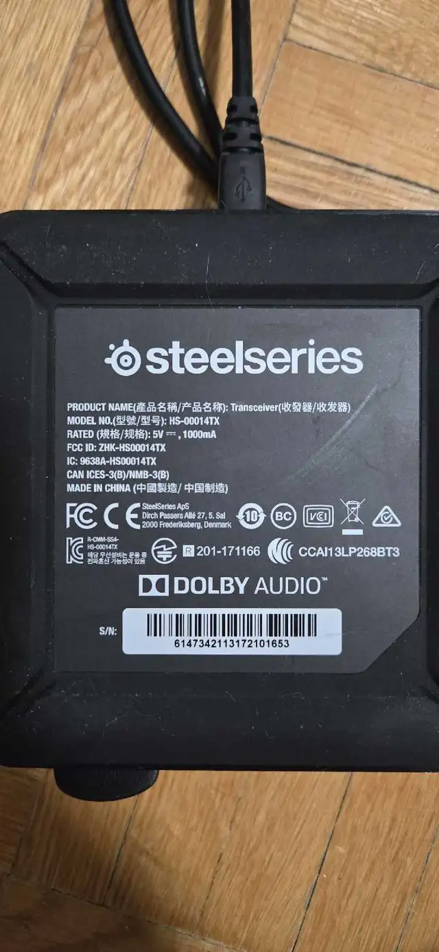 SteelSeries Arctis Pro Wireless Gaming Headset in Speakers, Headsets & Mics in Hamilton - Image 4