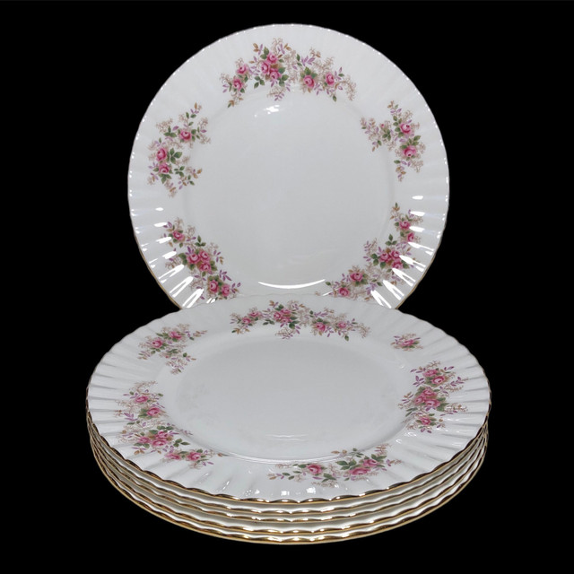 6 Vintage Royal Albert Lavender Rose Dinner Plates Ex in Arts & Collectibles in La Ronge