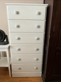 White dresser (six drawers)