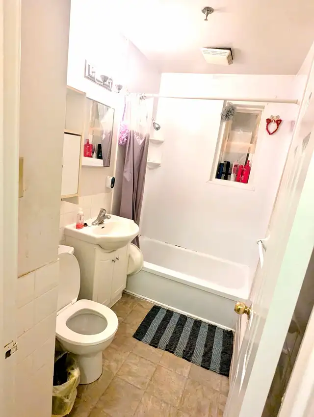 Urgent Roommate Needed in Room Rentals & Roommates in City of Halifax - Image 7