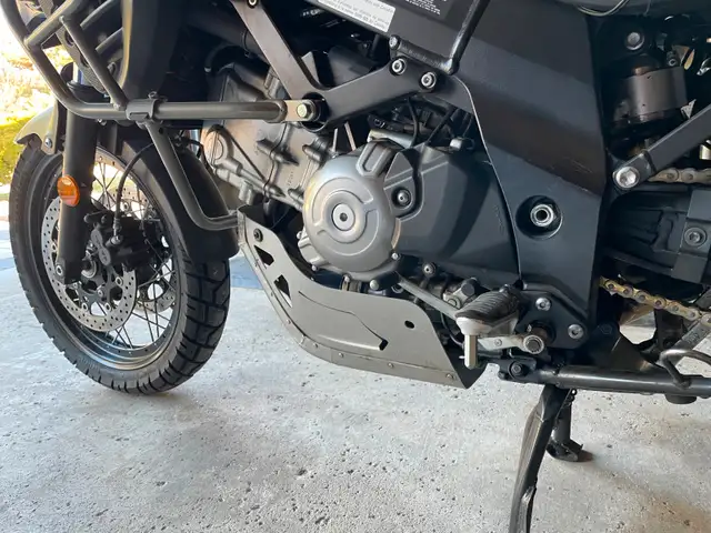 Immaculate 2015 V-Strom 650 ADV – Fully Loaded + Only 31,000 km in Sport Touring in Markham / York Region - Image 10